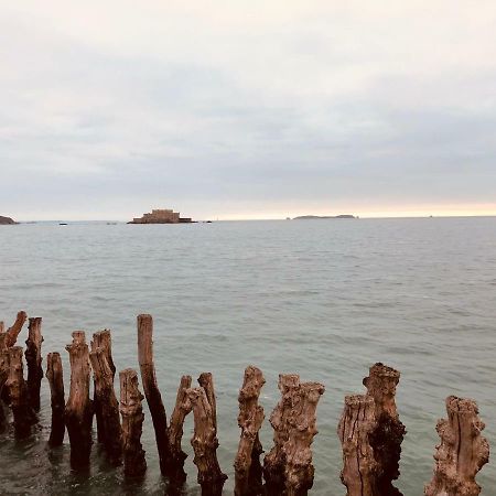 Le Courtoisville Appartamento Saint-Malo Esterno foto