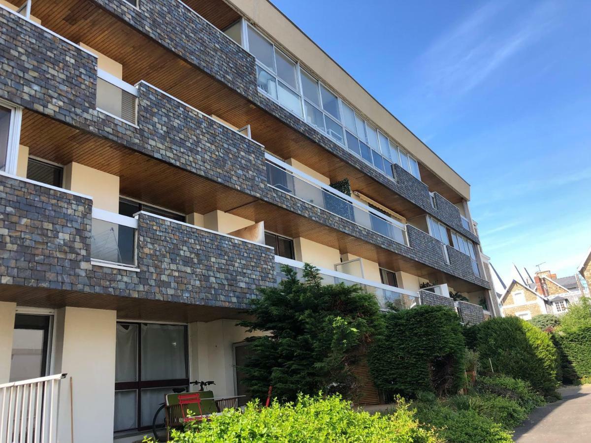 Le Courtoisville Appartamento Saint-Malo Esterno foto