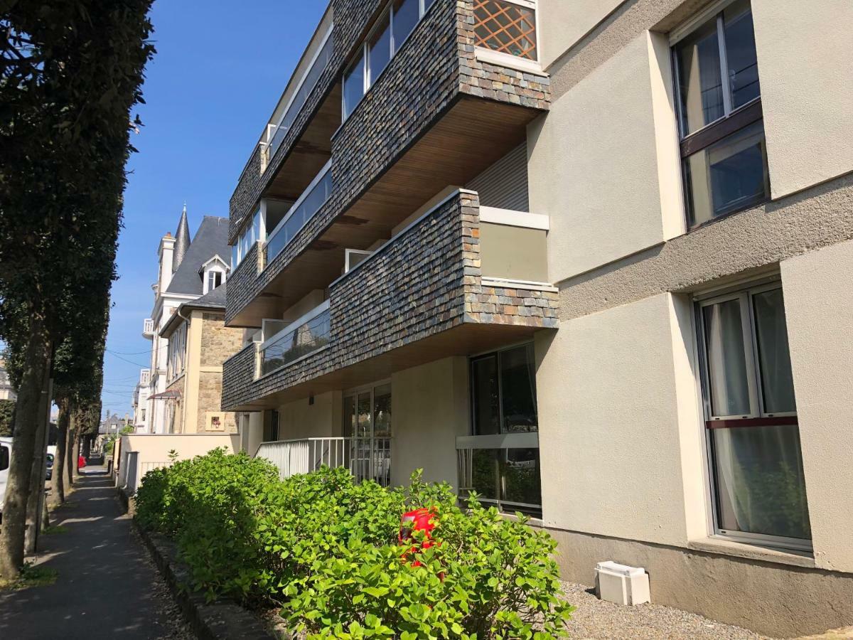 Le Courtoisville Appartamento Saint-Malo Esterno foto